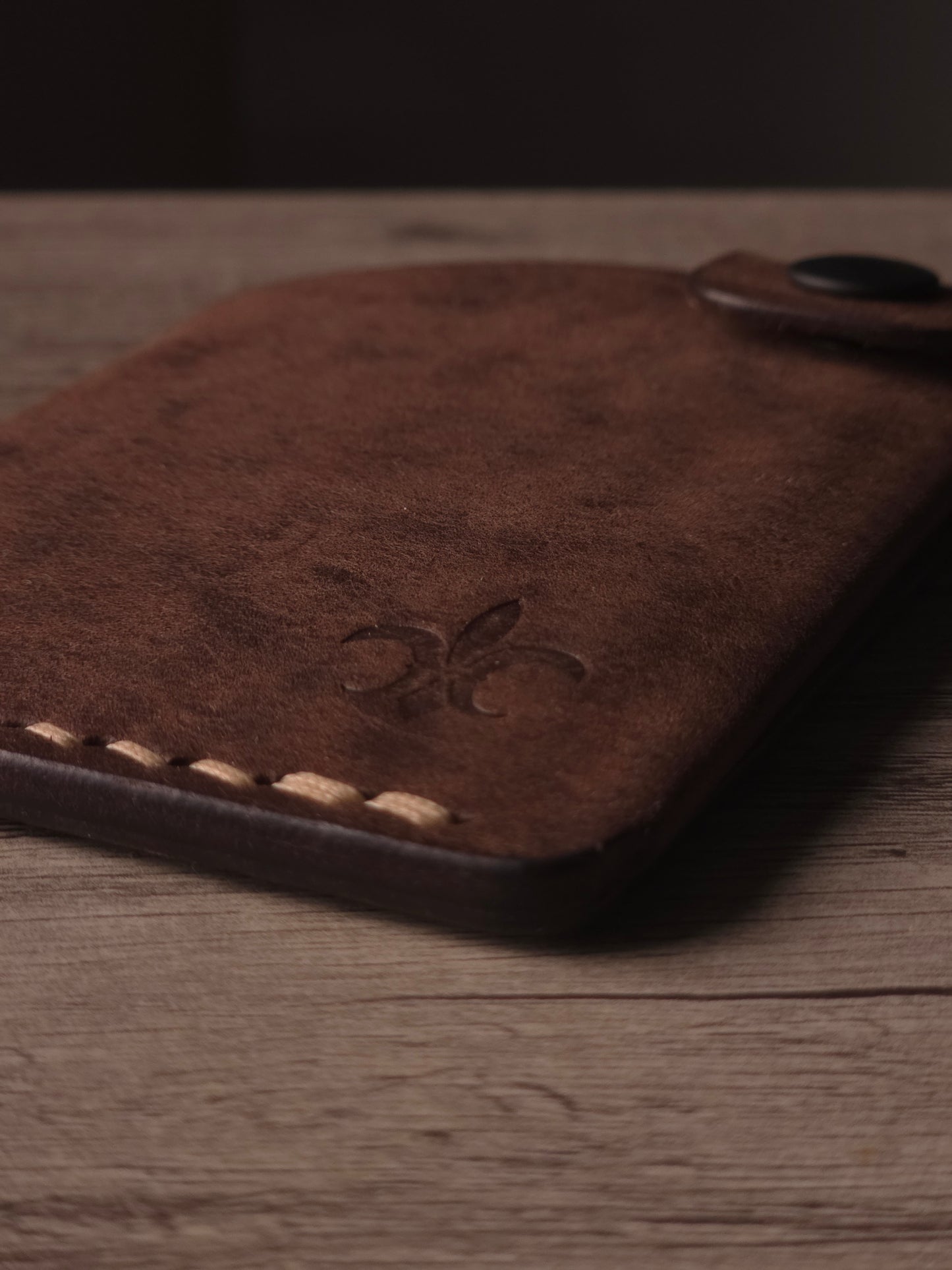 Le Compact - Dark Brown